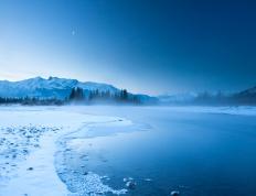 开云体育官方网站-锡安轰下36分主宰内线，雄鹿末节发力攻克圣城