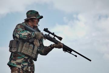 开云体育中国-波兰铁骑碾碎格子军团，卢卡库化身终结者持续撕裂防线