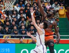 开云体育-山东男篮主场大胜对手，展现实力