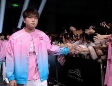 开云体育平台APP-BLG碾压100T，Bin成为全场焦点全球总决赛3:1（柏林）