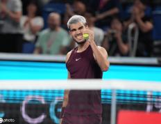 开云体育官网-蒙特卡洛大师赛逆转法网，鲁德统治全场