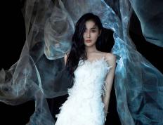 开云体育官网-美职篮传奇与CBA豪门的梦幻对决，杜兰特独舞照亮跨越大洋的篮球之夜