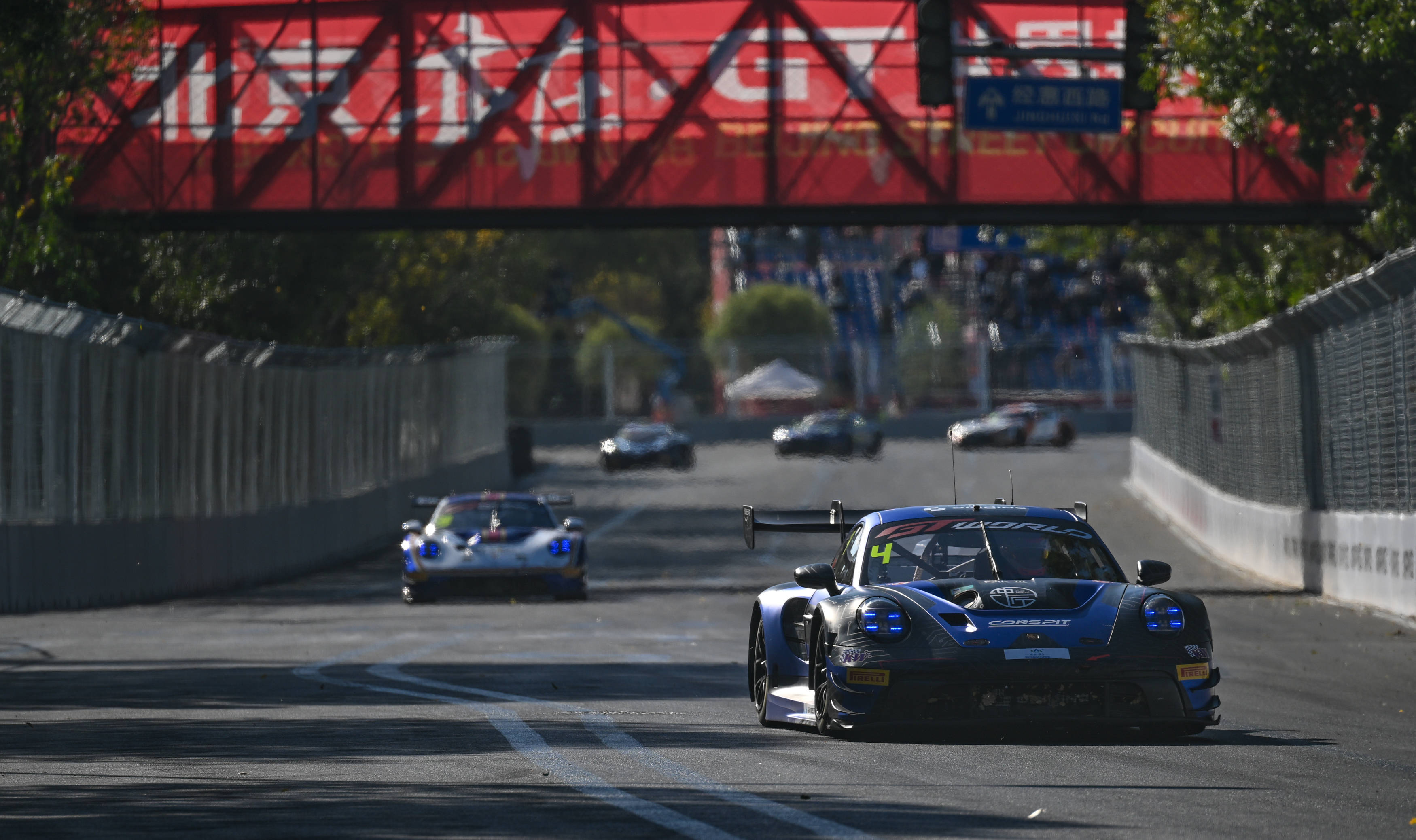 开云体育入口-赛车官方发布赛后数据，表现引争议的简单介绍