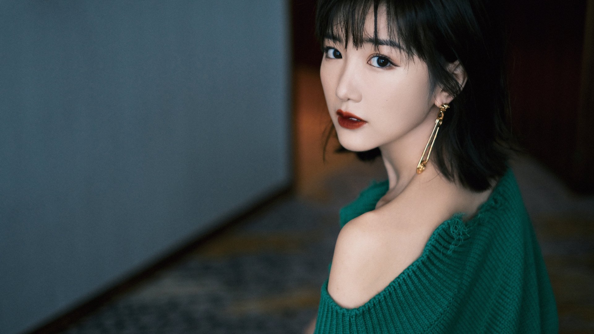 开云下载-惊魂决胜局！步行者客场绝境逆袭，马克西死亡缠绕锁死鹈鹕核心