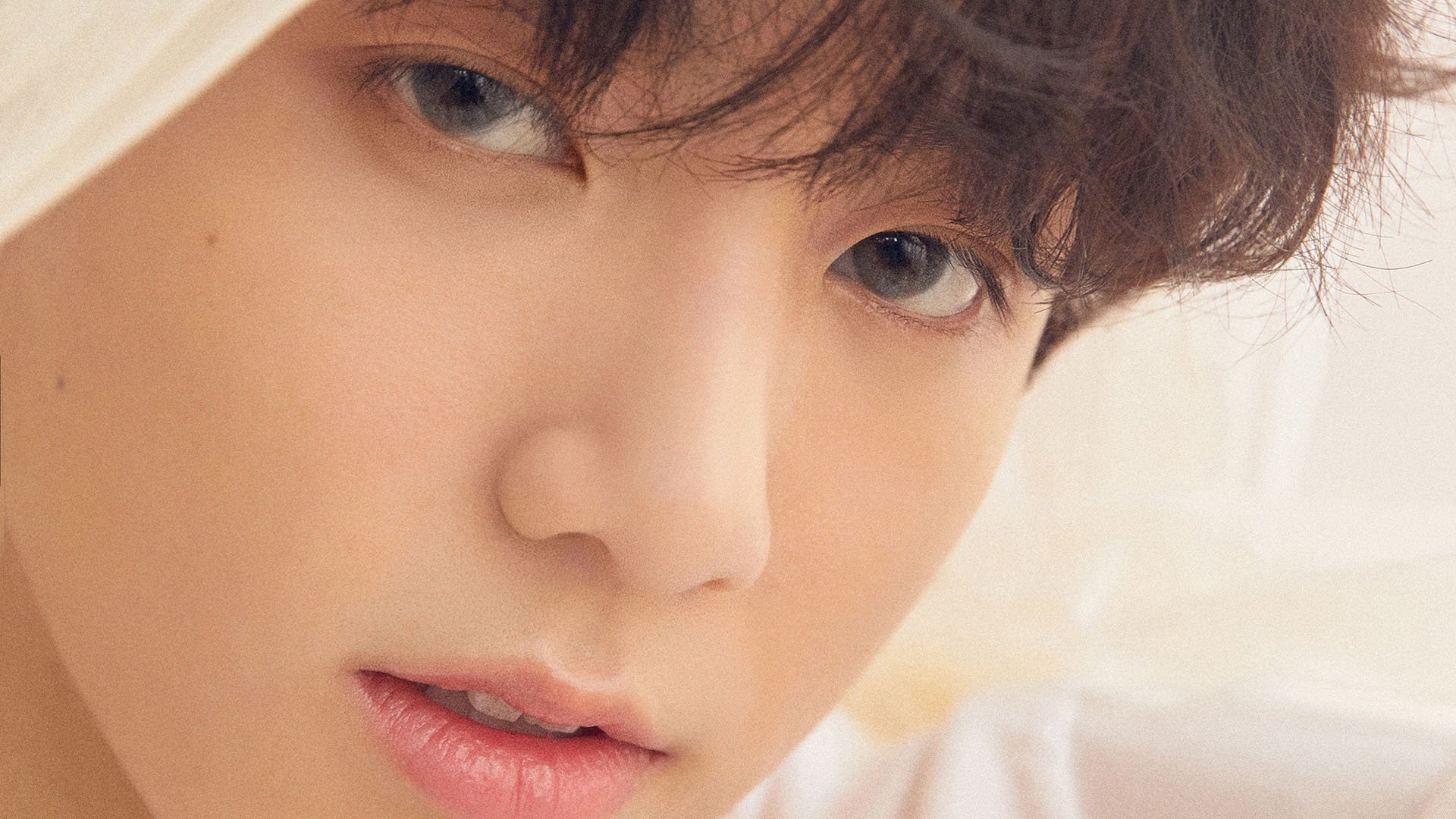 开云体育中国-双线焦点战，东决鏖战定乾坤，佛罗伦萨加时撼皇马—体育之夜的激情与传奇