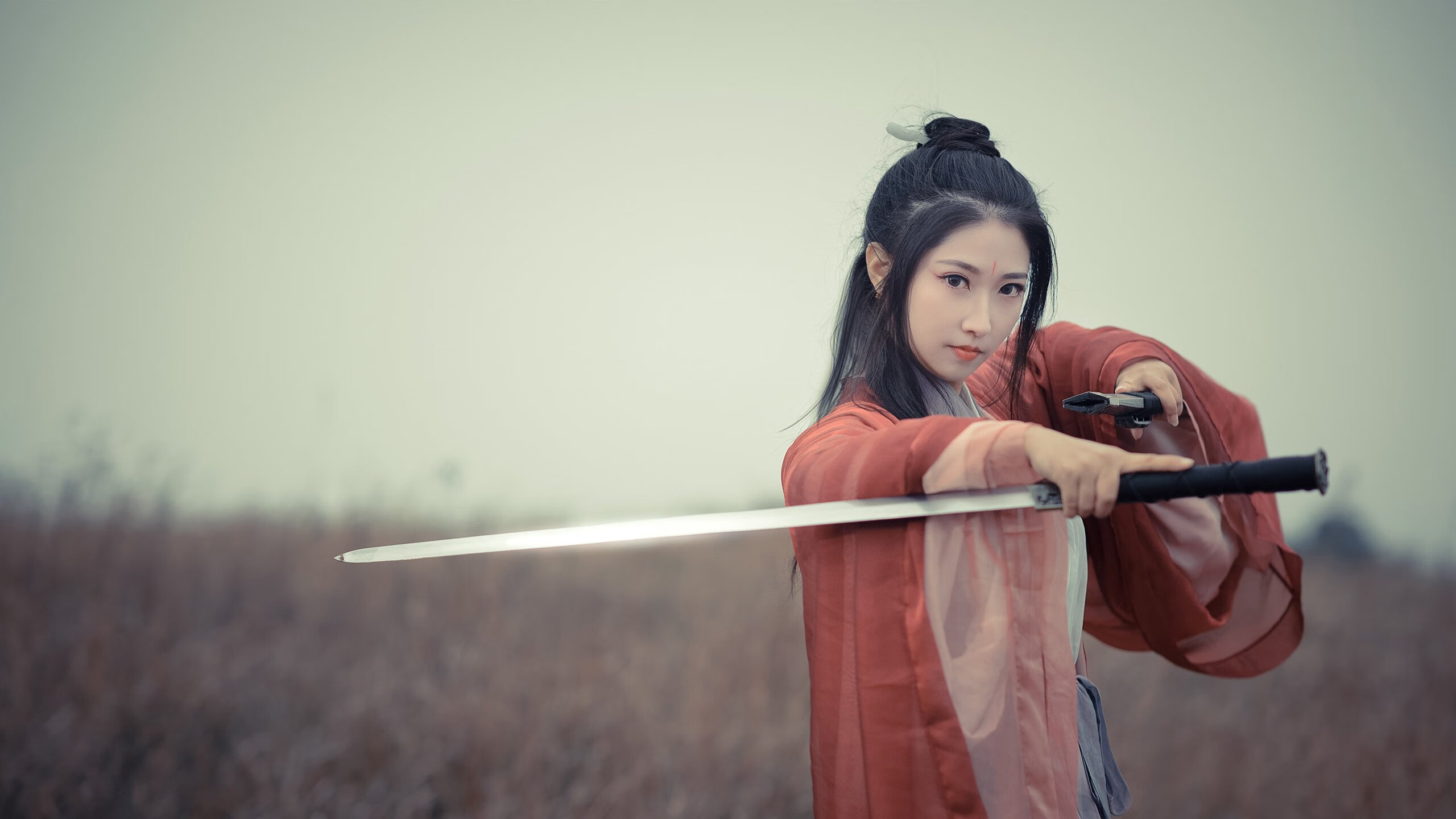 开云体育-巴雷拉闪耀新赛季首秀，比利亚雷亚尔3-0完胜爱尔兰球队